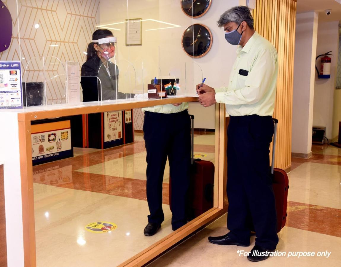 Oyo 64260 Hotel Rajnandini Habra Экстерьер фото